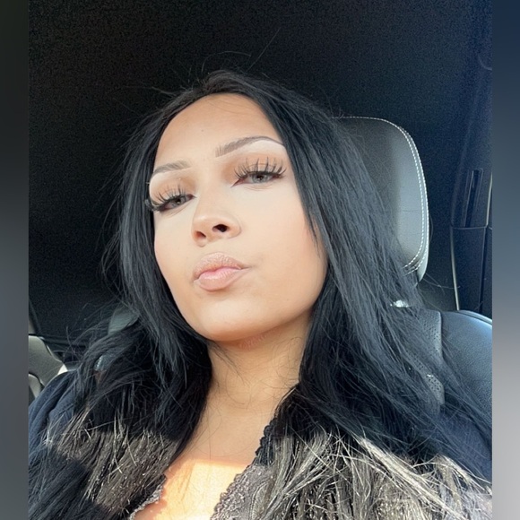 Meet your Posher, Cindy - Picture 9 of 9